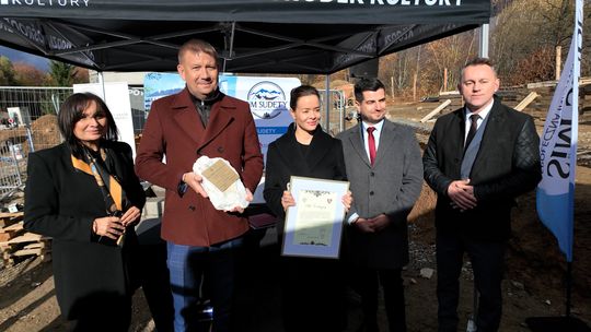 Kamień Węgielny Wmurowany! SIM Sudety buduje w Kłodzku