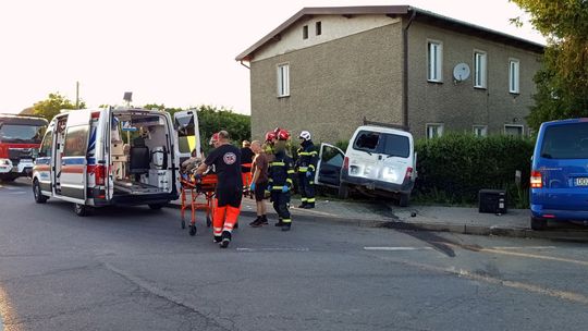 Kietlice, poważny wypadek po zderzeniu dostawczaków.