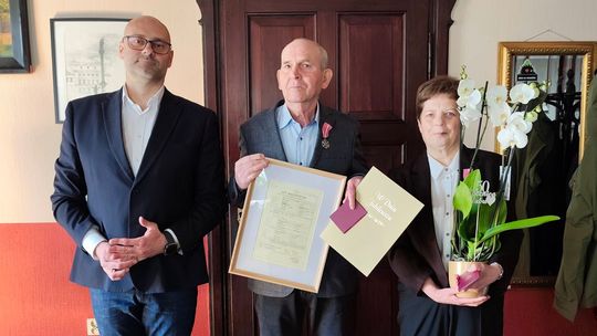 Kłodzko: Wyjątkowe jubileusze małżeńskie naszych Mieszkańców Pani Teresy i Pana Kazimierza Przybyszewskich