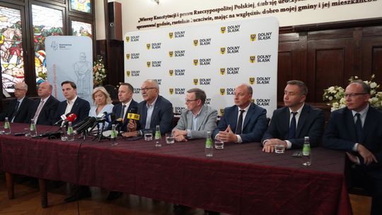 Kolej wraca pod Karkonosze. Blisko 44 mln zł na odcinek Kamienna Góra – Ogorzelec Kolej wraca pod Karkonosze. Blisko 44 mln zł na odcinek Kamienna Góra – Ogorzelec