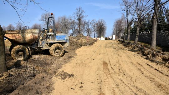 KOLEJNA DROGA GMINNA POWSTAJE TYM RAZEM W WITOSZOWIE DOLNYM 