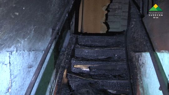 Kolejne podpalenie domu z mieszkańcami w Bielawie