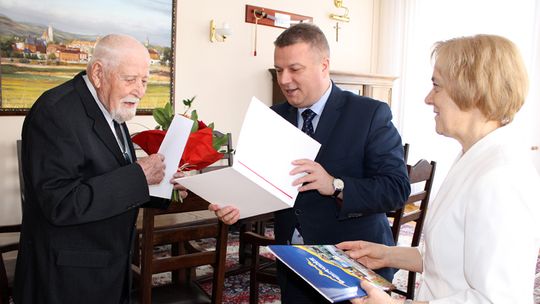 KOLEJNI 100-LATKOWIE W DZIERŻONIOWIE