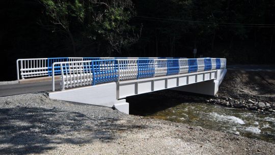 KOLEJNY MOST POWIATOWY WYREMONTOWANY