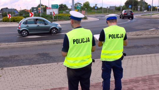 Kolizja na rondzie w Bielawie