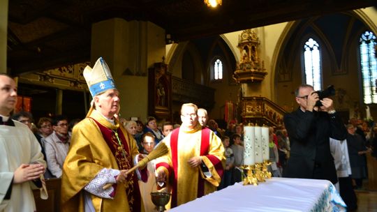 KORONACJA FRESKU MATKI BOSKIEJ DZIERŻONIOWSKIEJ