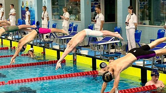 Kurs Nauki pływania „Delfinek”