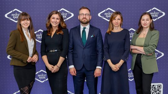 Kwiecień to w WSSE "INVEST-PARK"  czas kariery i rozwoju zawodowego!