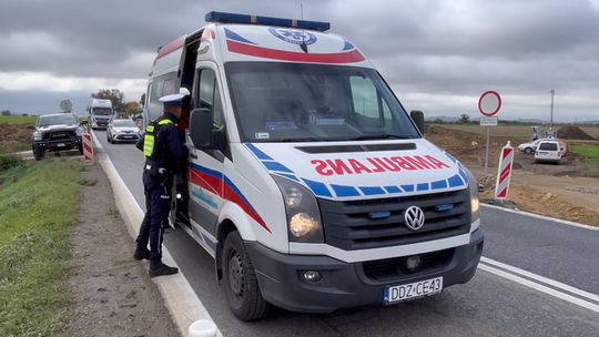 Łagiewniki. Zderzenie Toyoty z Mercedesem na "ósemce"