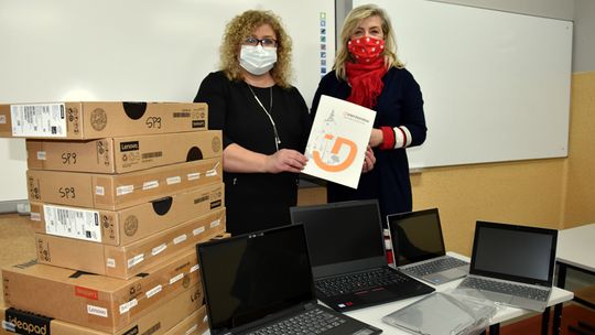 LAPTOPY DLA DZIERŻONIOWSKICH UCZNIÓW, BĘDZIE ICH WIĘCEJ