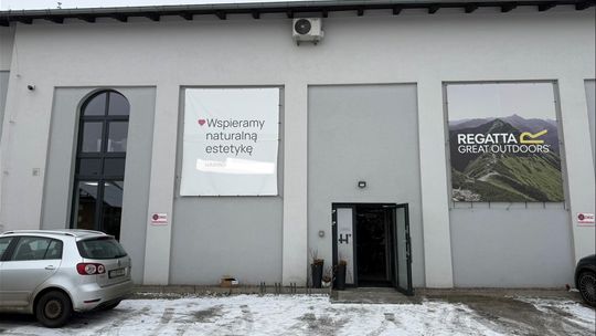 Lokal usługowy 210 m² DO DZIERŻAWY w CENTRUM DZIERŻONIOWA – idealny pod przychodnię, biura czy gabinety!