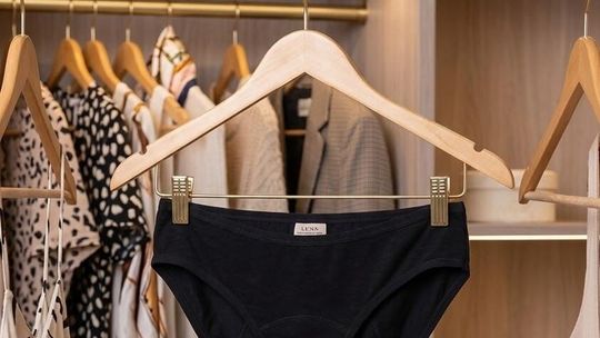 Majtki menstruacyjne – rewolucja w higienie. Jak działają i czy warto je wybrać?