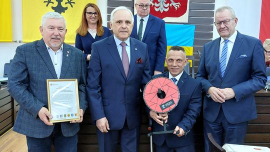 Mariusz Tomczyk odebrał Tytuł Honorowy Ambasador Powiatu Dzierżoniowskiego
