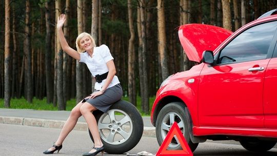 Masz stare auto? Płacisz więcej za OC? Sprawdź jak obniżyć cenę!