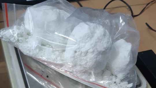 MIAŁ PRZY SOBIE 200 GRAMÓW AMFETAMINY