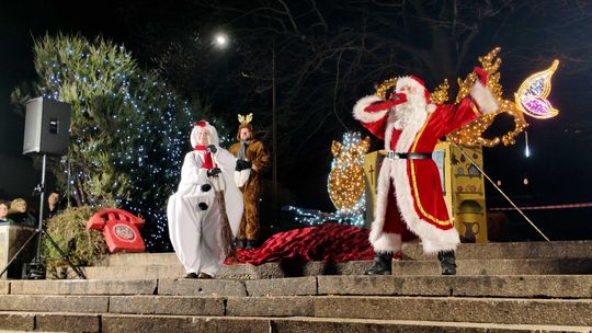 Mikołajki w Bielawie: Spotkanie na Placu Wolności