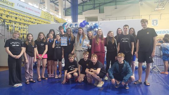 MKS 9: Pływacy na Pucharze Sprintu w Świebodzicach