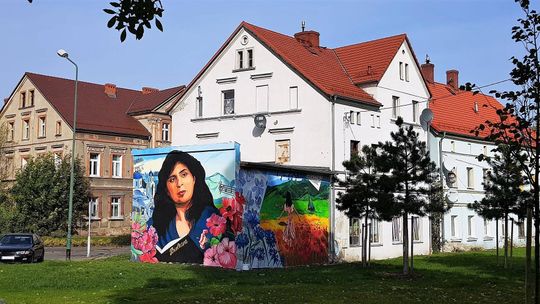 MURAL ELENI W BIELAWIE PRAWIE GOTOWY