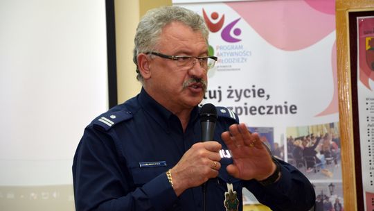 NACZELNIK DZIERŻONIOWSKIEJ "DROGÓWKI" ODSZEDŁ NA EMERYTURĘ