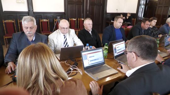 Nadzwyczajna sesja Rady Miasta w Nowej Rudzie