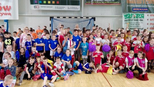 NAGRODY DLA NAJMŁODSZYCH PIŁKARZY HALOWYCH