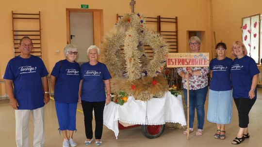 NAJPIĘKNIEJSZE WIEŃCE DOŻYNKOWE