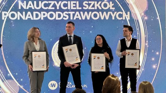 Nauczyciel z Głuszycy doceniony w ogólnopolskim plebiscycie edukacyjnym Nauczyciel z Głuszycy doceniony w ogólnopolskim plebiscycie edukacyjnym