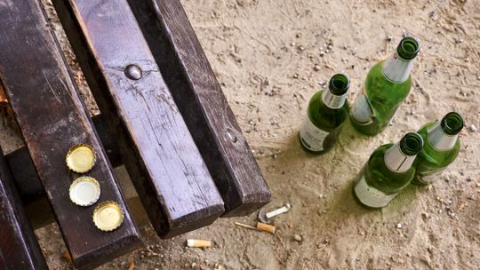 „NIE” DLA PIJĄCYCH W MIEJSCACH PUBLICZNYCH