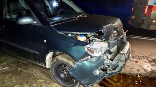 Niemcza, zderzenie Skody z Volkswagenem na "ósemce" Niemcza, zderzenie Skody z Volkswagenem na "ósemce"