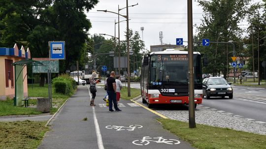 NISZCZYLI PRZYSTANEK, ZOSTALI ZŁAPANI I PONIOSĄ KONSEKWENCJĘ