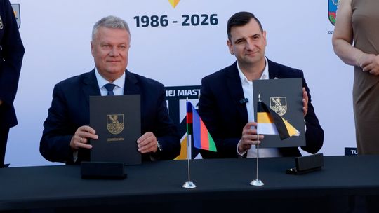 Nowe partnerstwo utrwalone. Dzierżoniów i Chojnice oficjalnie połączone umową