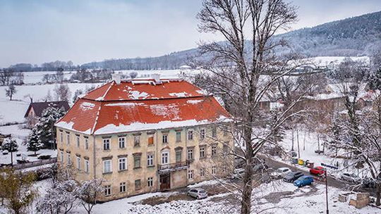 NOWE ŻYCIE PAŁACU W KIEŁCZYNIE