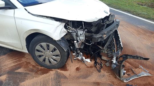 Nowizna: Zderzenie czołowe Skody z Seatem