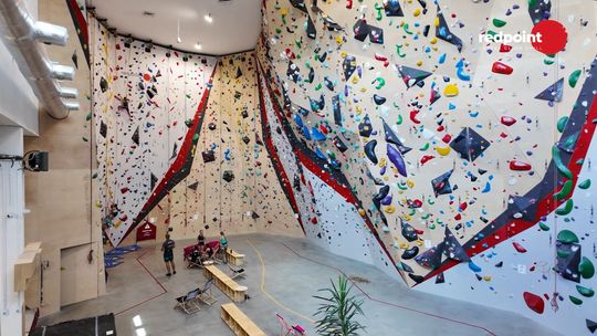 Odkryj Redpoint – największą halę wspinaczkową w Sudetach!