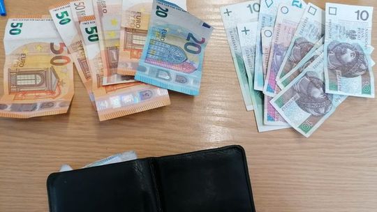 ODZYSKAŁ PORTFEL I USTALIŁ PODEJRZEWANEGO