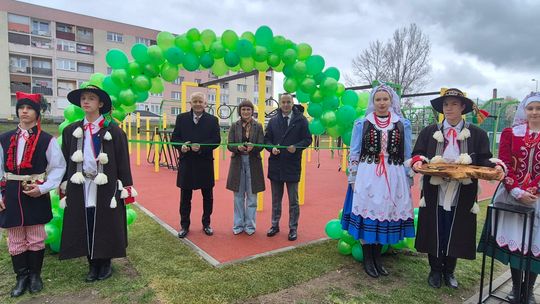 Oficjalne otwarcie zmodernizowanej infrastruktury sportowej przy bielawskiej ESP 7