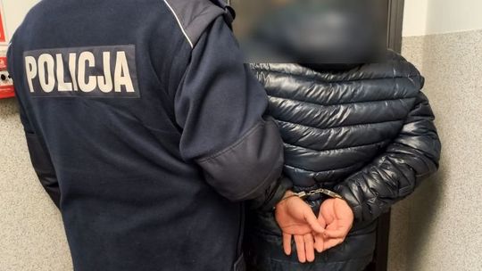 Oleśniccy policjanci zatrzymali mężczyznę podejrzanego o usiłowanie zabójstwa