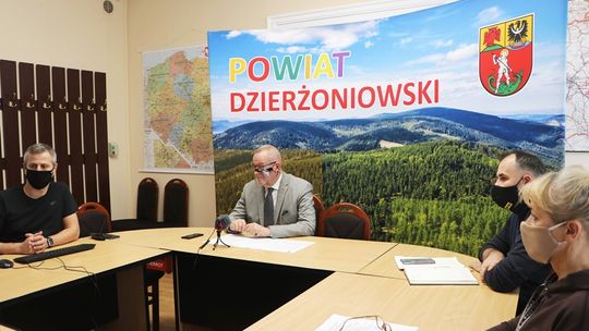 OSTATNIE W TYM ROKU SPOTKANIE POWIATOWEGO ZESPOŁU ZARZĄDZANIA KRYZYSOWEGO