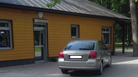 PARK MIEJSKI W BIELAWIE NIE DLA SAMOCHODÓW?
