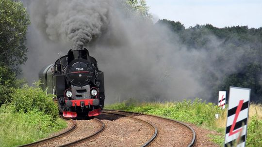 PAROWOZEM PO PODSUDECKIEJ MAGISTRALI KOLEJOWEJ