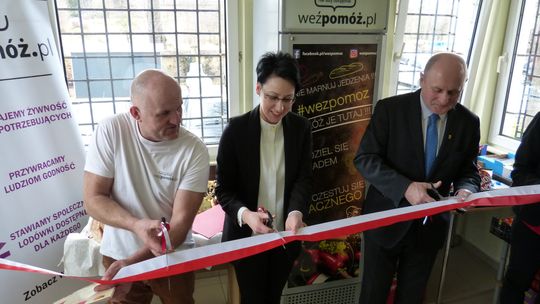 PIERWSZA LODÓWKA SPOŁECZNA W POWIECIE DZIERŻONIOWSKIM