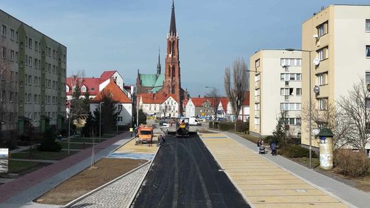 Pierwszy etap przebudowy ul. Gen. W. Andersa w Bielawie dobiega końca