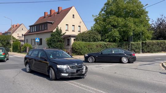 Pieszyce, zderzenie Skody i BMW