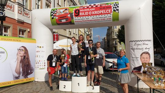 PO ROZ DRUGI KOBIETA Z TYTUŁEM TOYOTA BEZPIECZNY KIEROWCA