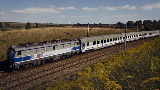 POCIĄGIEM BEZPOŚREDNIO Z DZIERŻONIOWA DO KRAKOWA