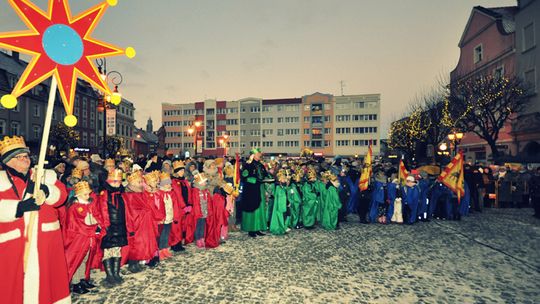 PÓJDŹMY W KRÓLEWSKIM ORSZAKU