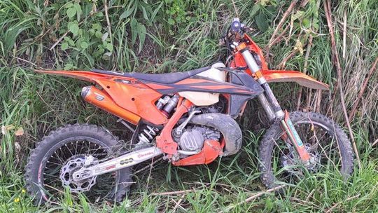 Policjanci z Dzierżoniowa zatrzymali sprawcę kradzieży motocykla