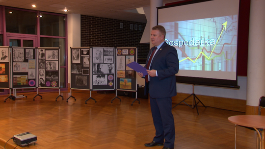 PÓŁMETEK BURMISTRZA DZIERŻONIOWA DARIUSZA KUCHARSKIEGO