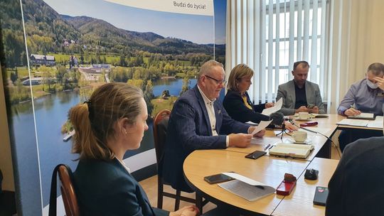 POMOC UKRAINIE - DZIAŁANIA W POWIECIE DZIERŻONIOWSKIM