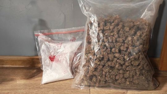 Ponad kilogram narkotyków zabezpieczyli policjanci SPPP w Legnicy
